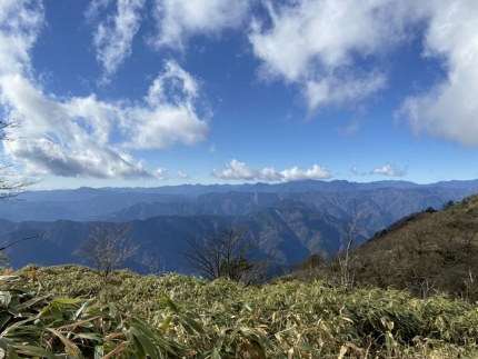 青笹山から仏谷山縦走 (3)