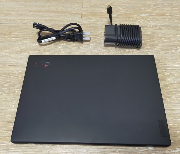 ThinkPad X1 Nano 同梱物