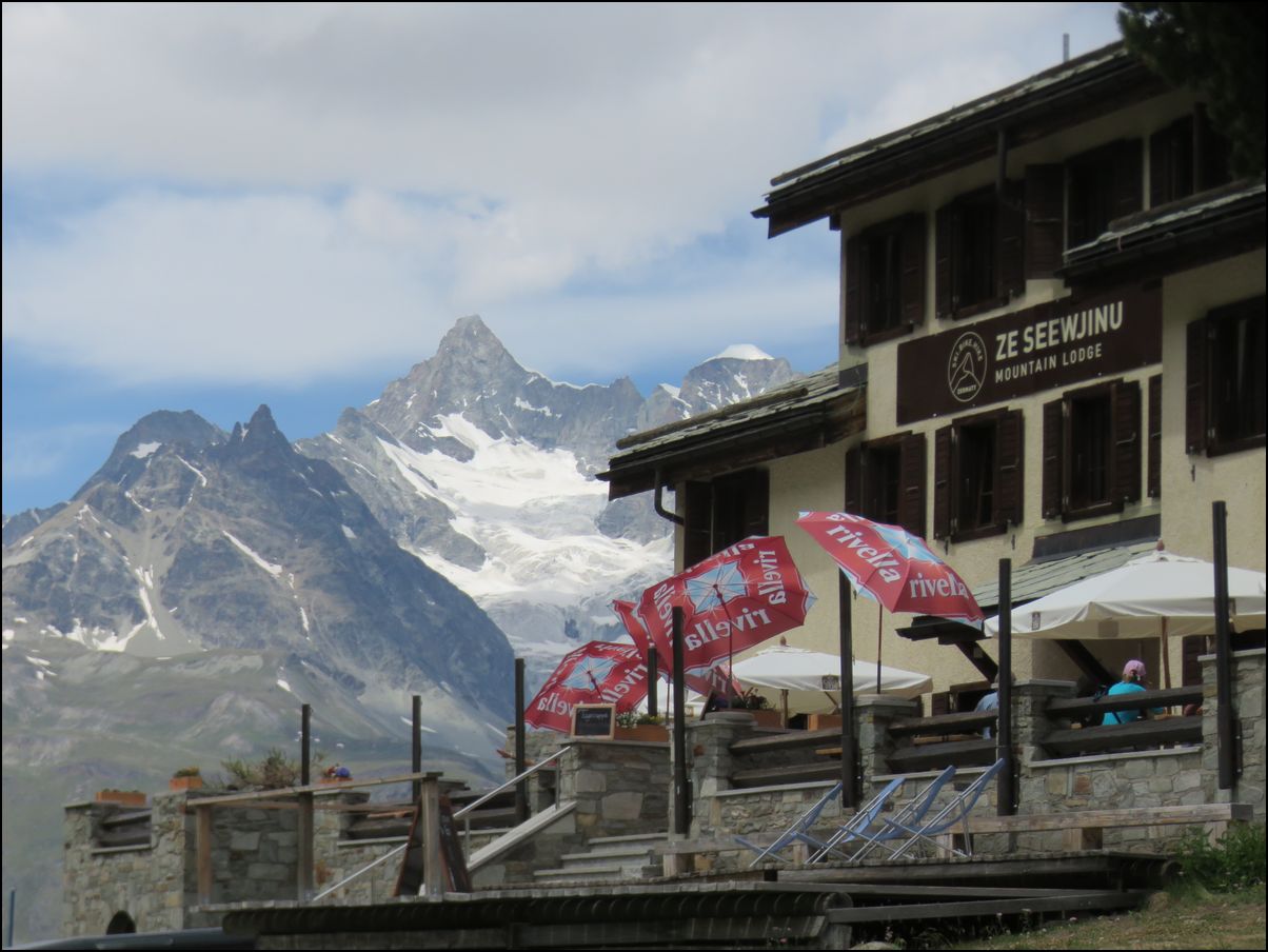 27)フリューアルプ小屋～グリンゼー湖～リッフェルアルプ駅＠スイスアルプストレッキング