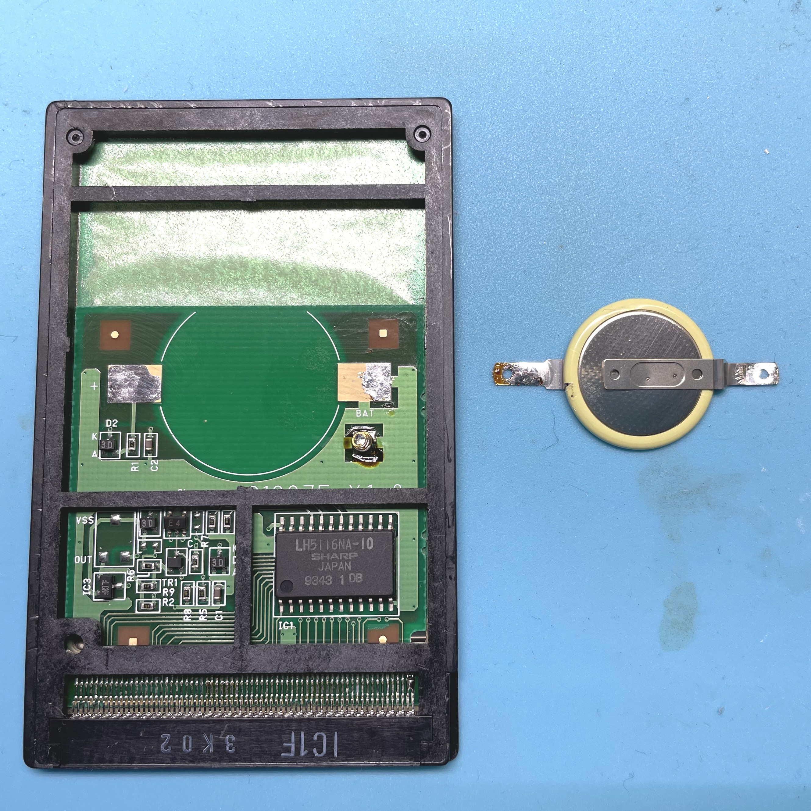 ネオジオ】 メモリーカードの電池交換 - なんか いろいろ