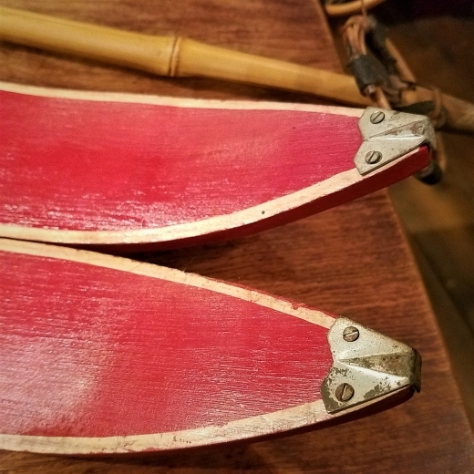 昭和レトロな子供用木製スキー板と竹製スキーストック - [雑貨]その他