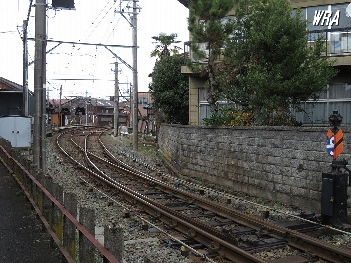 福井鉄道北府駅に進入する線路と分岐器